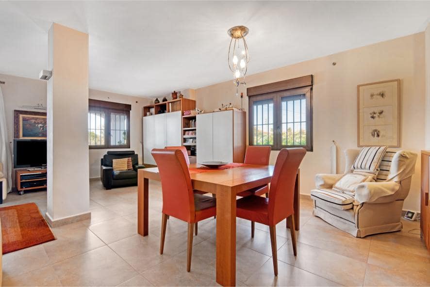 Chalet de 5 habitaciones en Dénia en venta con piscina garaje - 750.000 € (Ref: 8881012)