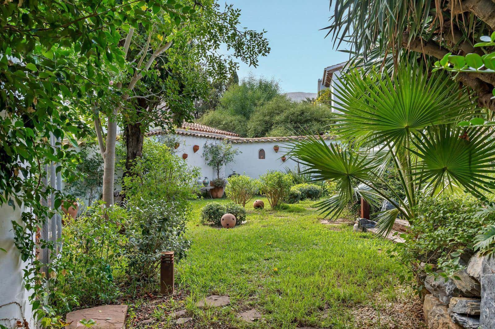 5 sovrum Villa till salu i Denia med pool garage - 1 470 000 € (Ref: 8881013)