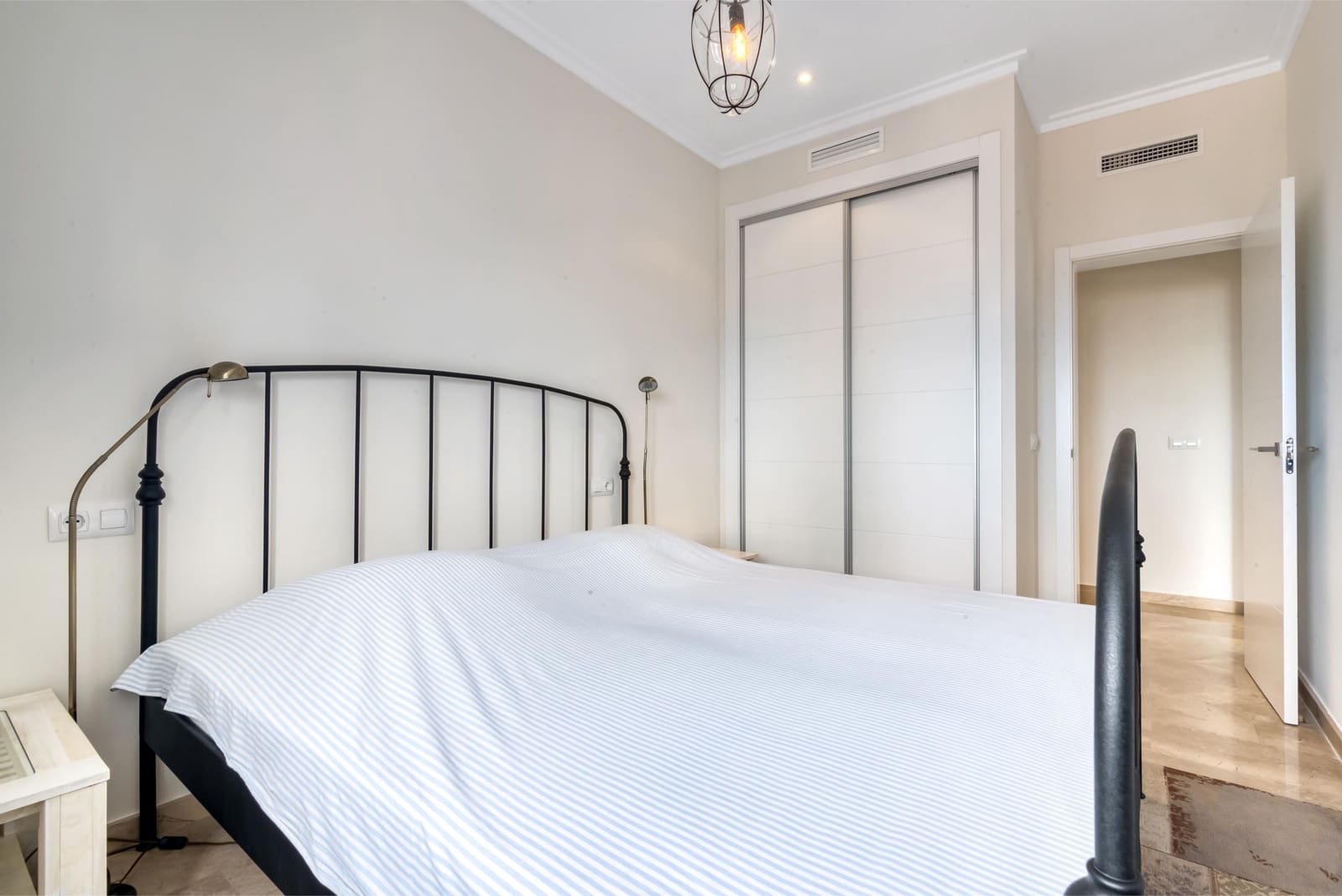 4 bedroom Villa for sale in Rafol de Almunia with pool garage - € 645,000 (Ref: 8891453)