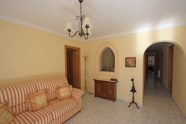 4 sypialnia Willa na sprzedaż w Jalón / Xaló z basenem garażem - 599 000 € (Ref: 8928088)