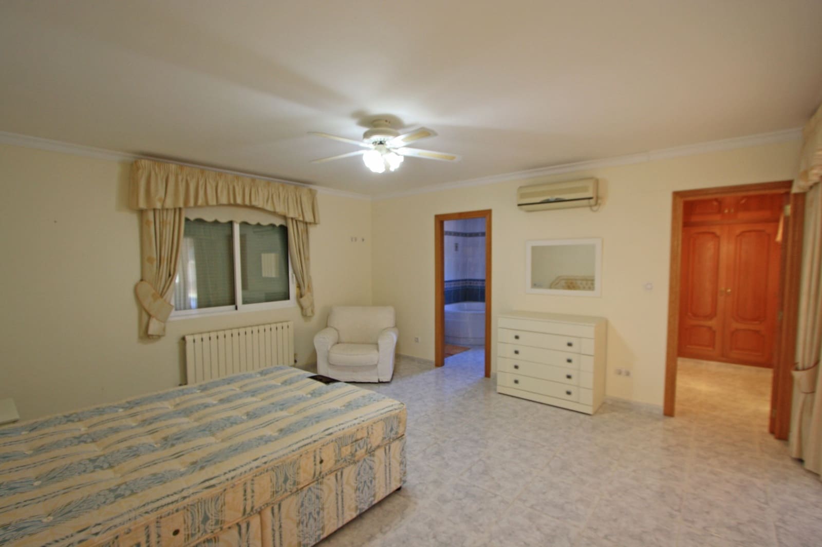 4 camera da letto Villa in vendita in Jalon / Xalo con piscina garage - 599.000 € (Rif: 8928088)