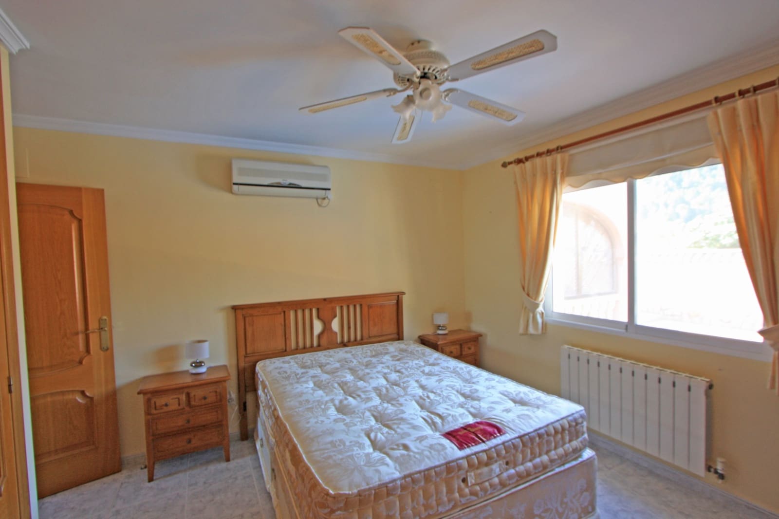 4 camera da letto Villa in vendita in Jalon / Xalo con piscina garage - 599.000 € (Rif: 8928088)