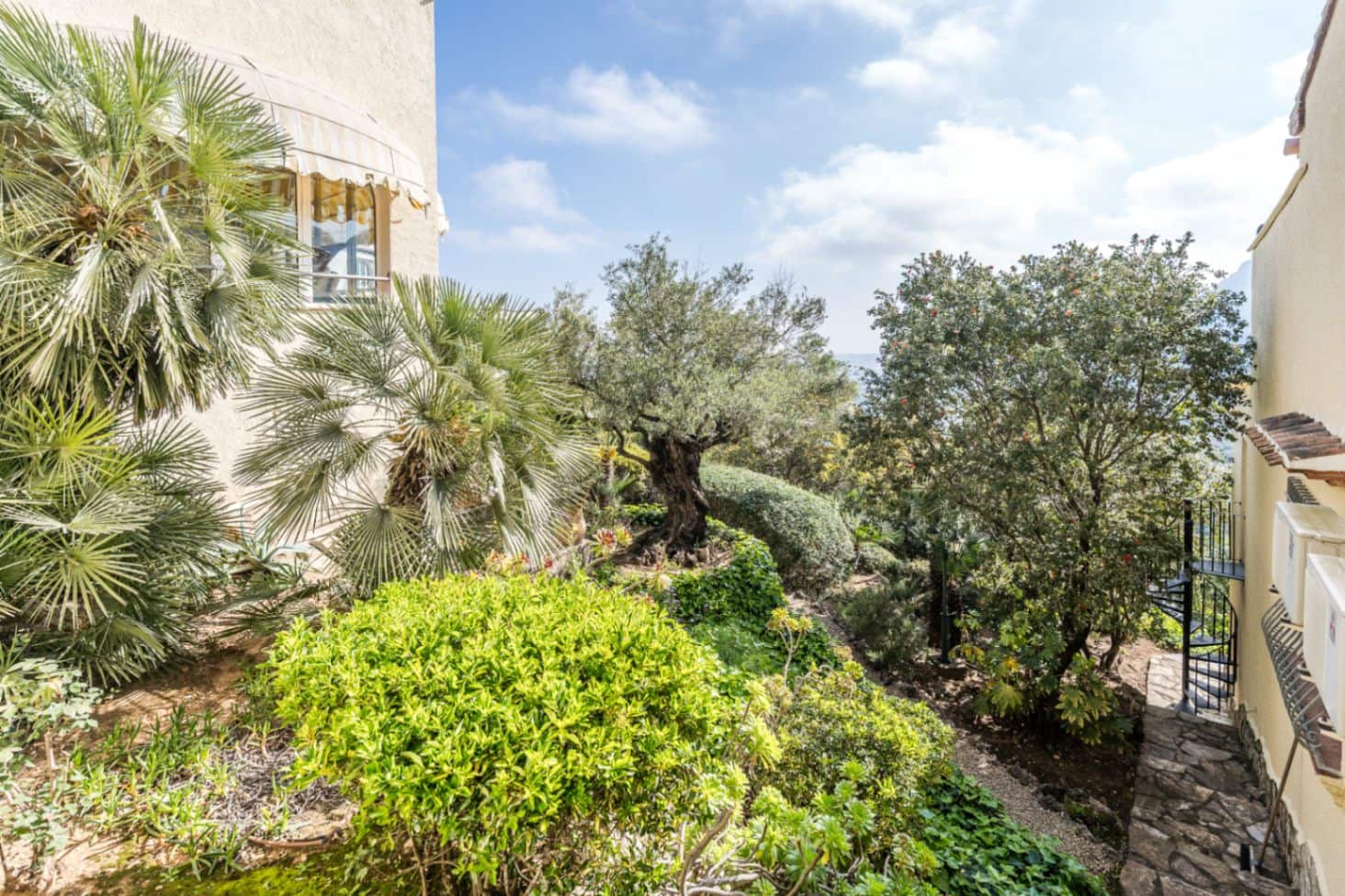 Chalet de 6 habitaciones en Dénia en venta con piscina garaje - 699.000 € (Ref: 8931500)