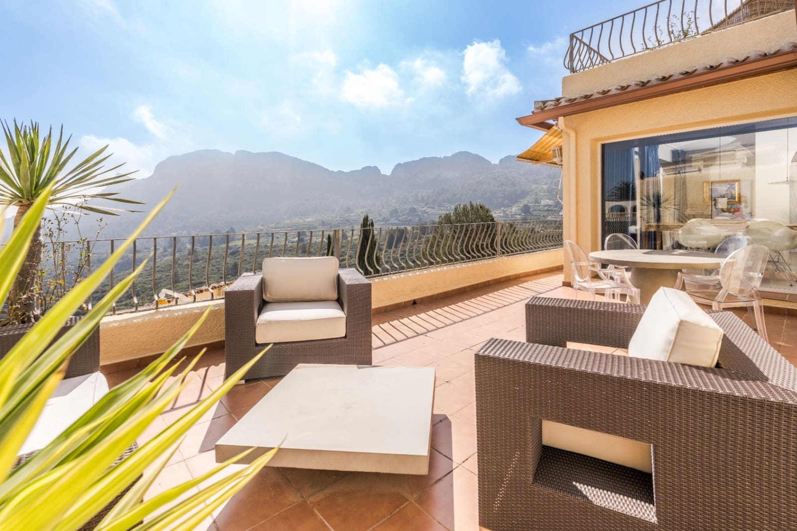 Chalet de 6 habitaciones en Dénia en venta con piscina garaje - 699.000 € (Ref: 8931500)