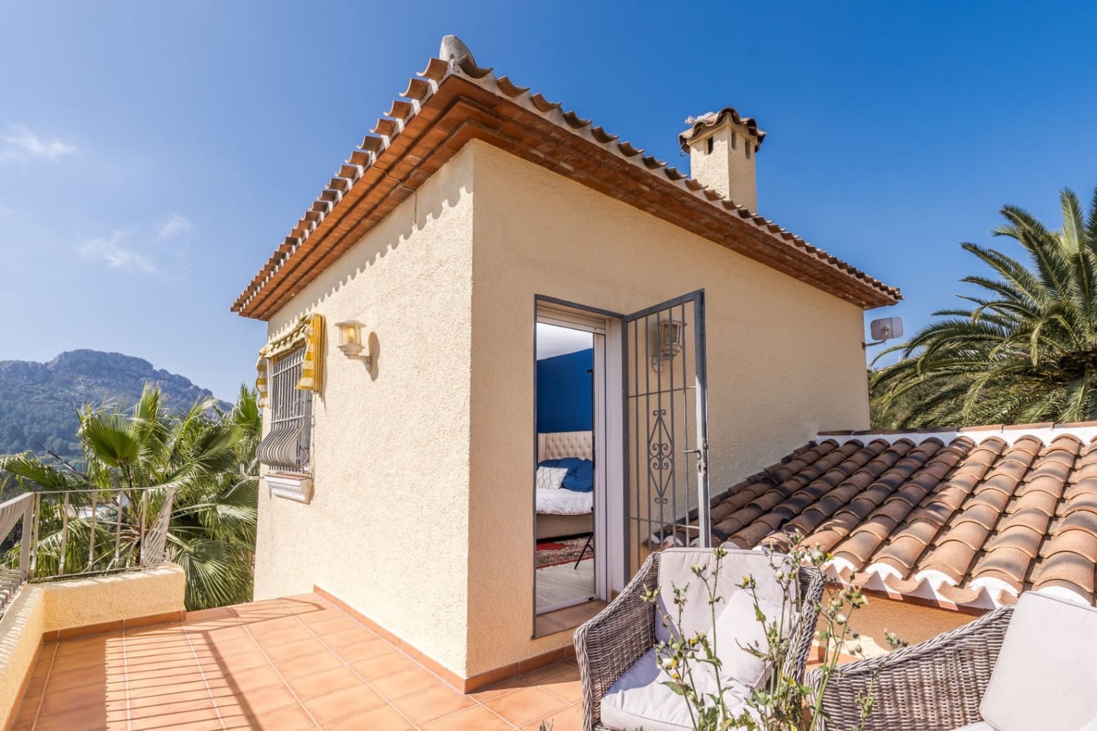 Chalet de 6 habitaciones en Dénia en venta con piscina garaje - 699.000 € (Ref: 8931500)