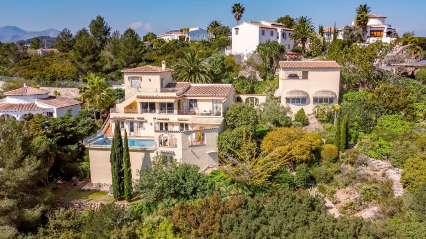 Chalet de 6 habitaciones en Dénia en venta con piscina garaje - 699.000 € (Ref: 8931500)