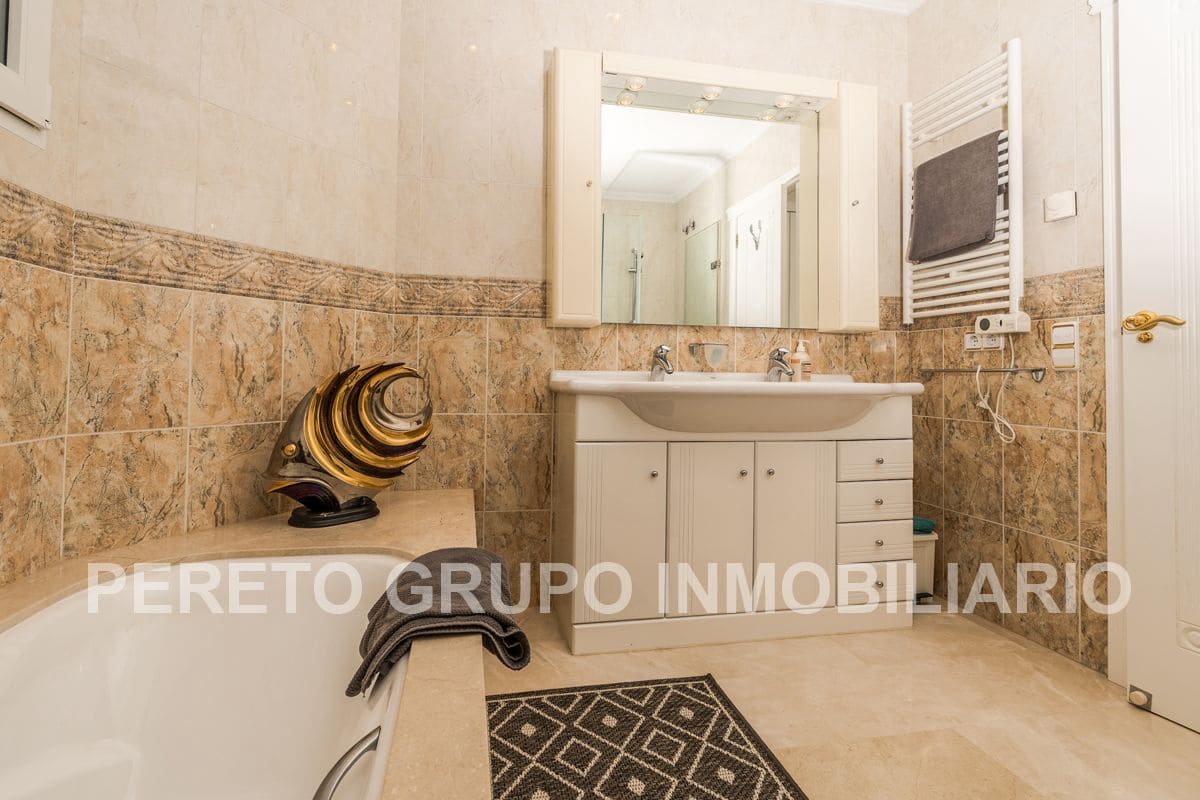 5 quarto Moradia para venda em Denia com piscina garagem - 1 200 000 € (Ref: 8931501)