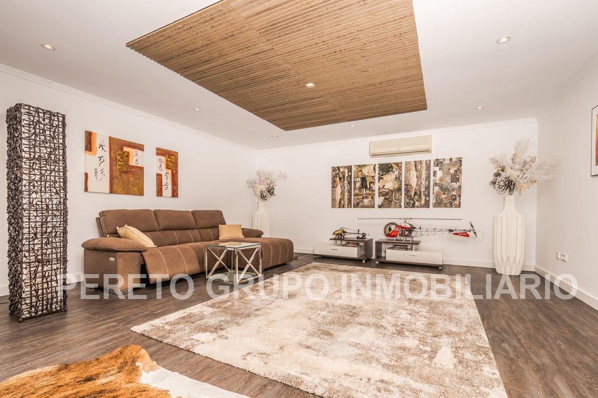 5 quarto Moradia para venda em Denia com piscina garagem - 1 200 000 € (Ref: 8931501)