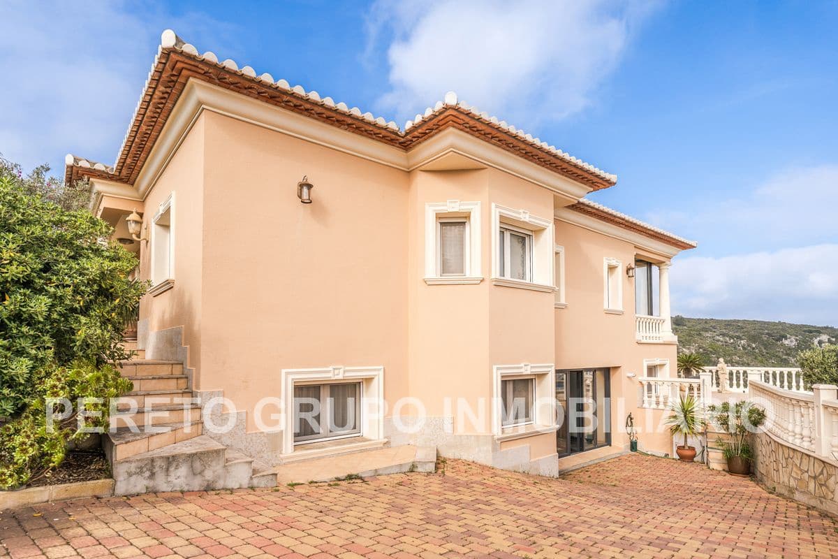 5 quarto Moradia para venda em Denia com piscina garagem - 1 200 000 € (Ref: 8931501)