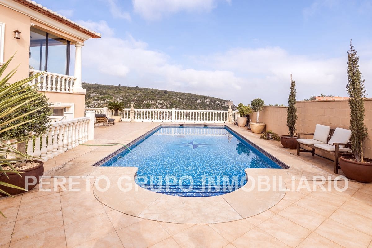 5 quarto Moradia para venda em Denia com piscina garagem - 1 200 000 € (Ref: 8931501)