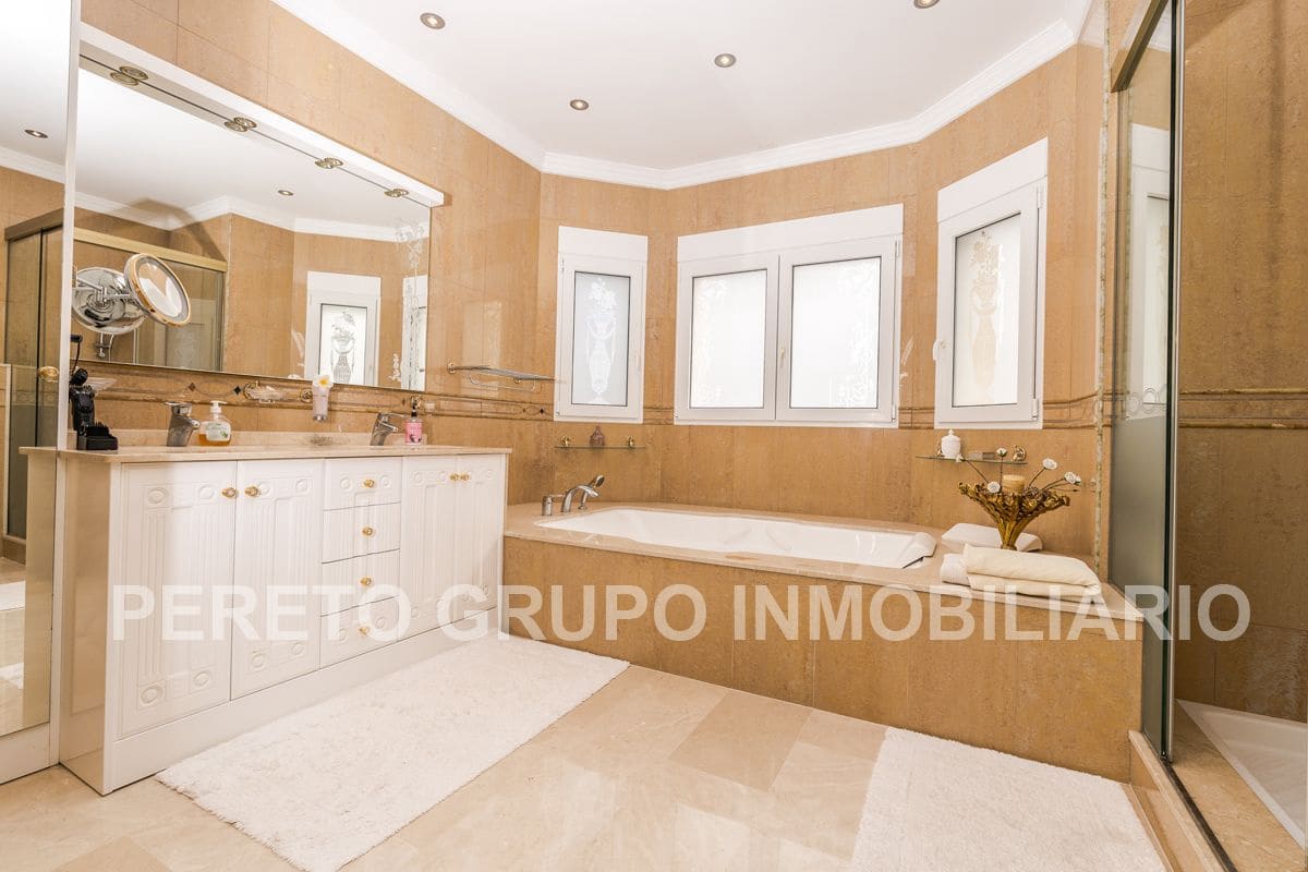 5 quarto Moradia para venda em Denia com piscina garagem - 1 200 000 € (Ref: 8931501)