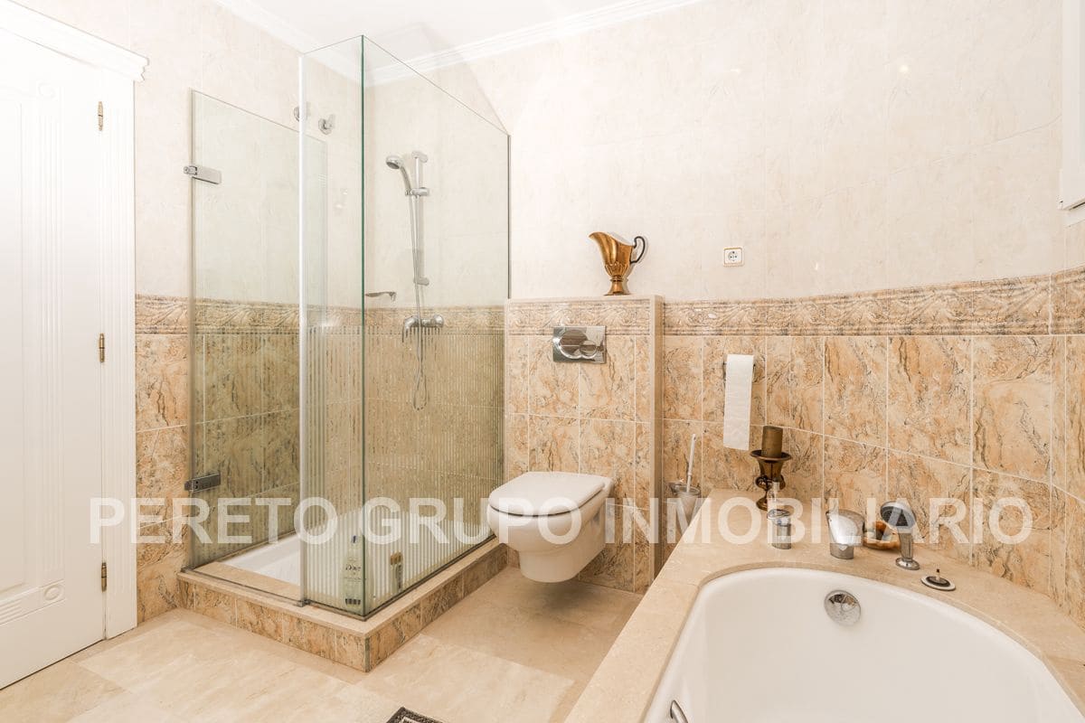 5 quarto Moradia para venda em Denia com piscina garagem - 1 200 000 € (Ref: 8931501)