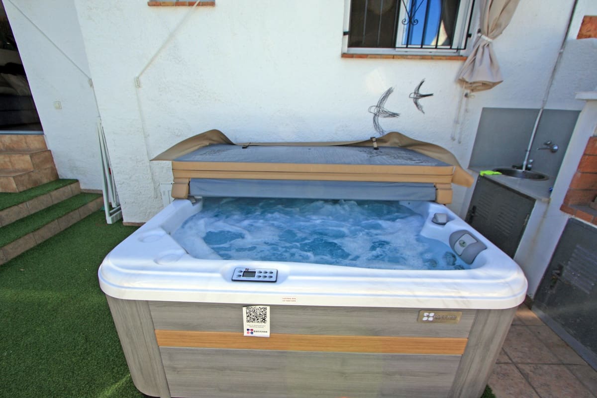 2 quarto Moradia para venda em Denia com garagem - 435 000 € (Ref: 8932865)