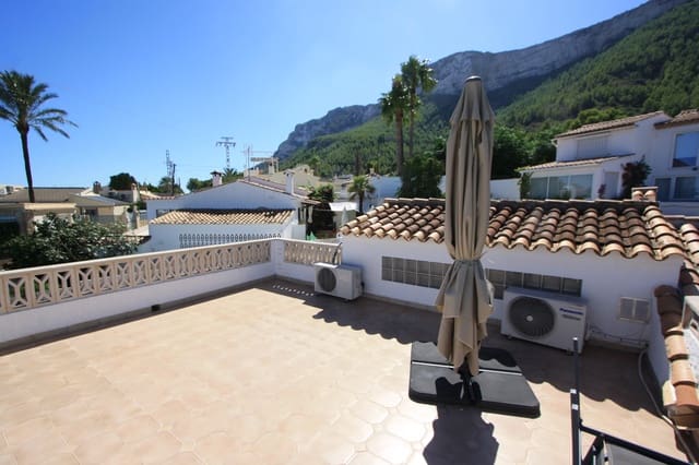 2 slaapkamer Villa te koop in El Montgó, Dénia met garage - € 435.000 (Ref: 8932865)