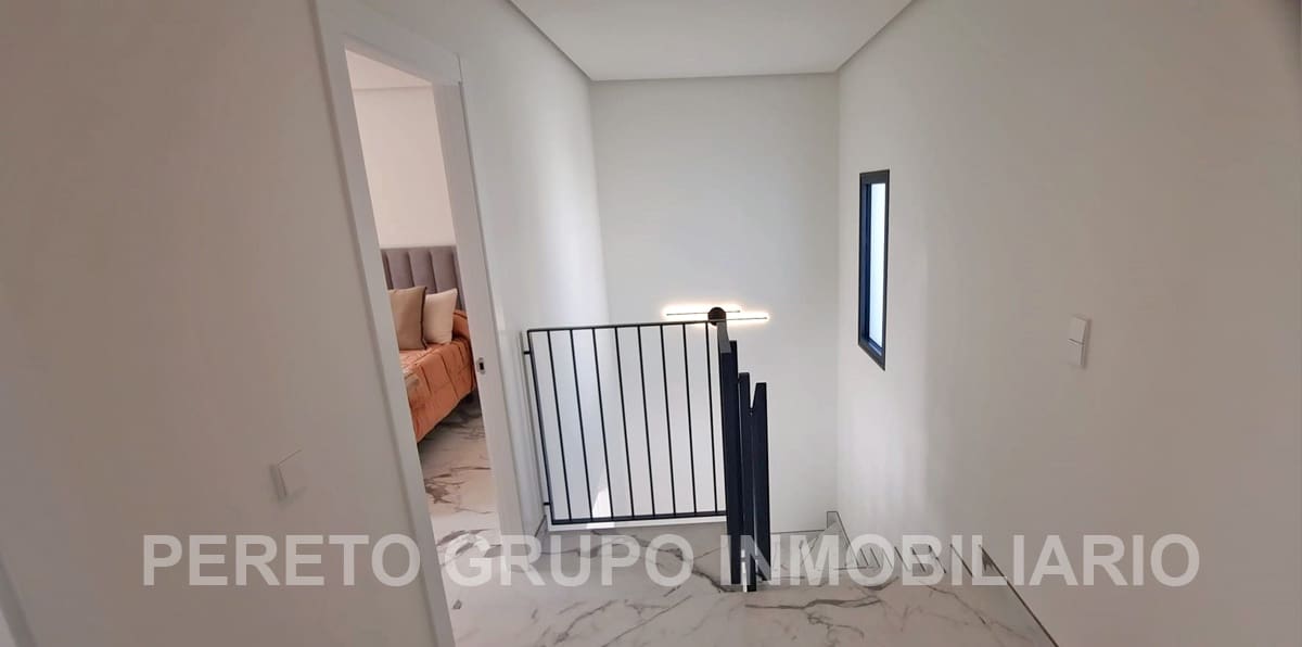 Chalet de 3 habitaciones en Dénia en venta con piscina garaje - 675.000 € (Ref: 8937846)