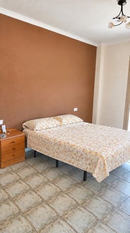 2 Zimmer Apartment zu verkaufen in Orba mit Pool - 145.000 € (Ref: 9028322)