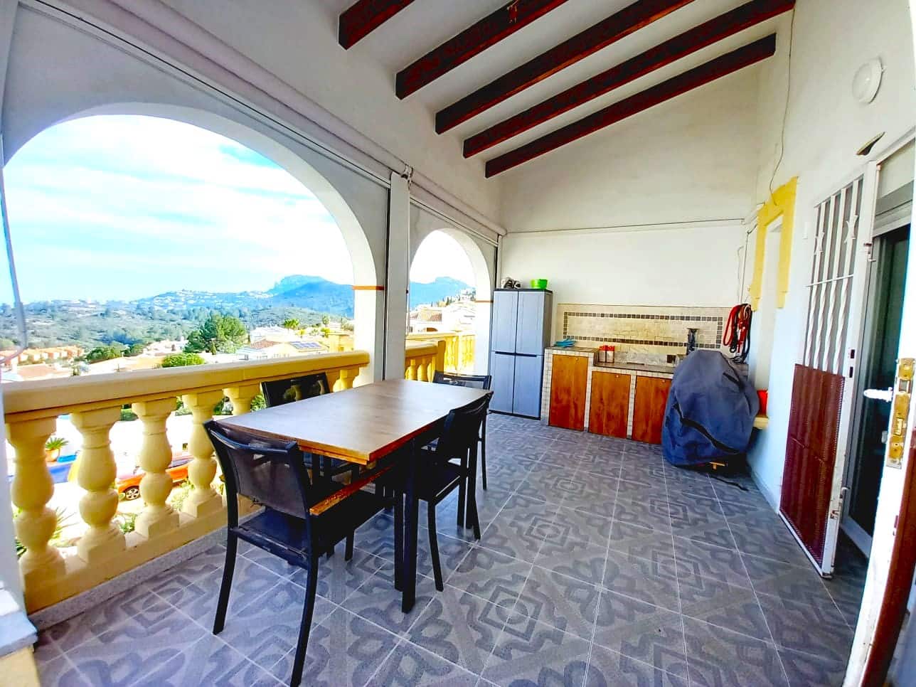 3 Zimmer Villa zu verkaufen in Rafol de Almunia mit Pool Garage - 399.000 € (Ref: 9046500)