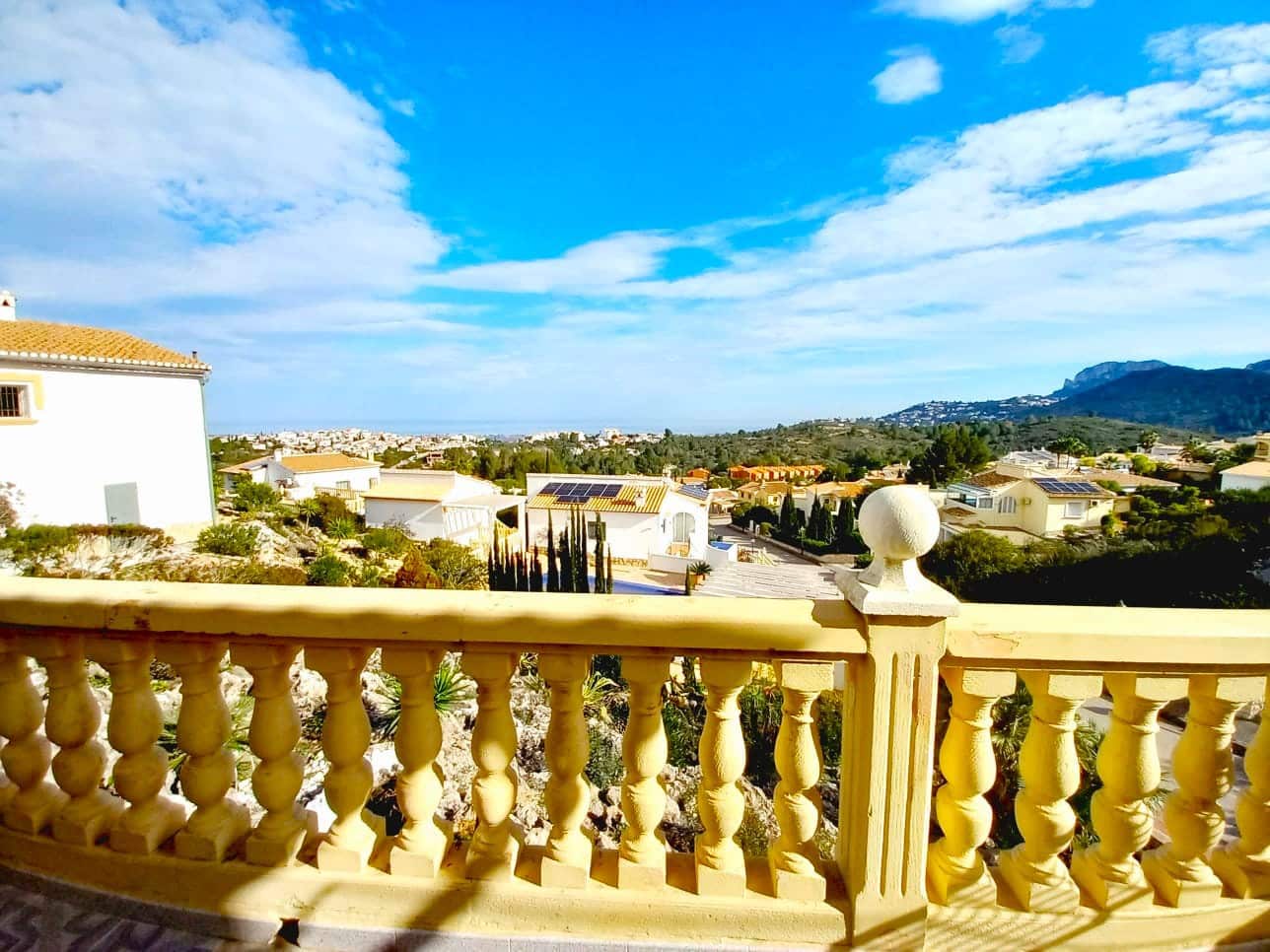 3 Zimmer Villa zu verkaufen in Rafol de Almunia mit Pool Garage - 399.000 € (Ref: 9046500)