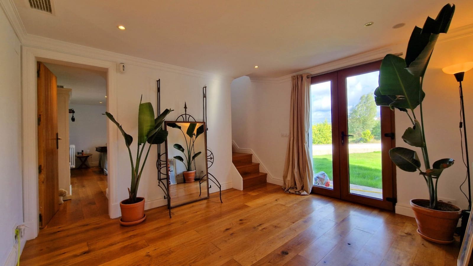 5 bedroom Villa for sale in Orba with pool garage - € 645,000 (Ref: 9046501)