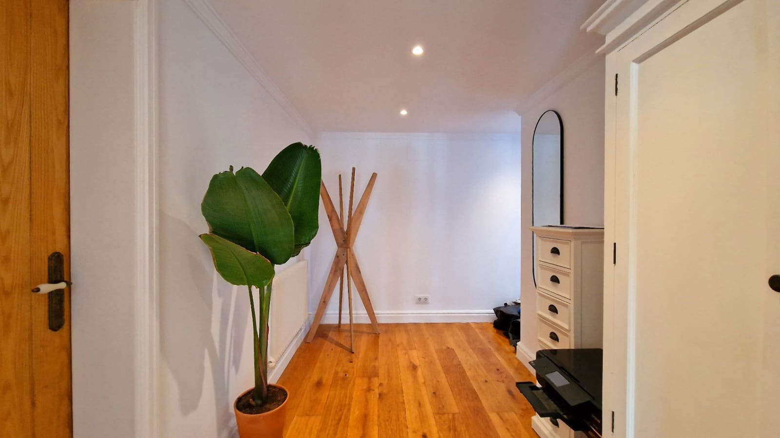 5 bedroom Villa for sale in Orba with pool garage - € 645,000 (Ref: 9046501)