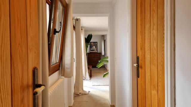 5 sovrum Villa till salu i Orba med pool garage - 645 000 € (Ref: 9046501)