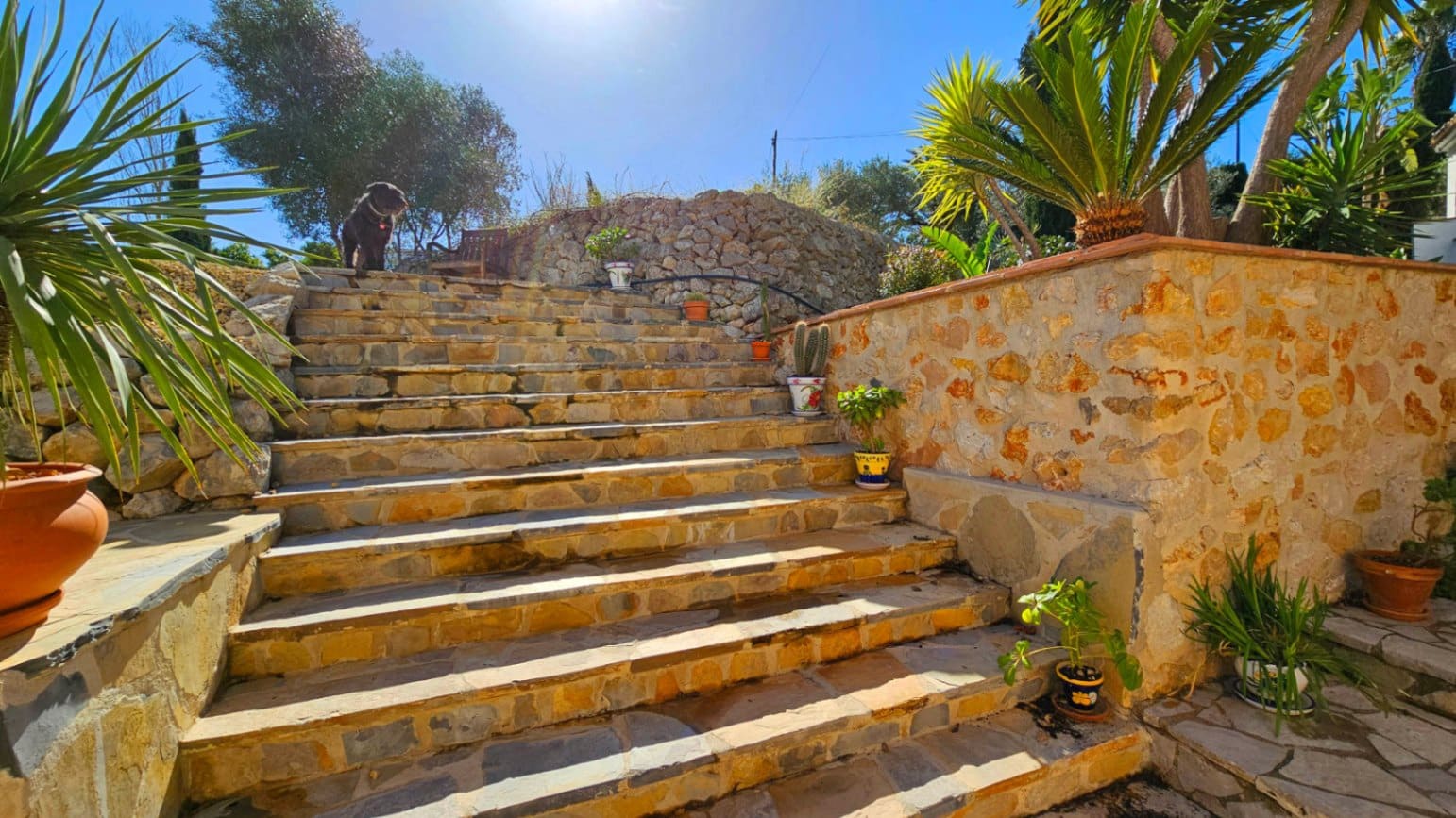 5 bedroom Villa for sale in Orba with pool garage - € 645,000 (Ref: 9046501)