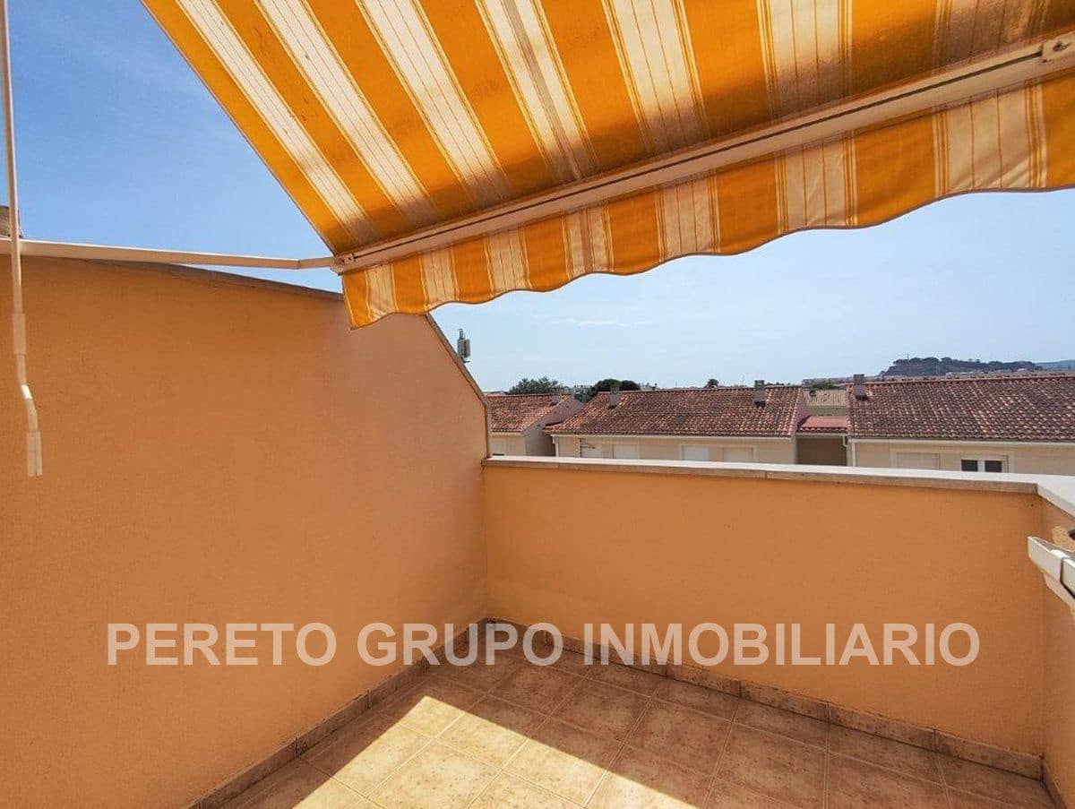 2 soveværelse Penthouse til salg i Denia med swimmingpool garage - € 289.000 (Ref: 9086426)