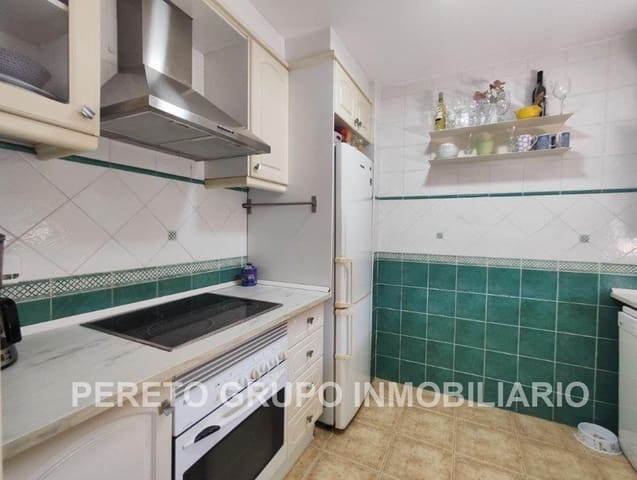 2 makuuhuone Kattohuoneisto myytävänä paikassa Las Marinas / Les Marines, Dénia mukana uima-altaan 
autotalli - 289 000 € (Ref: 9086426)