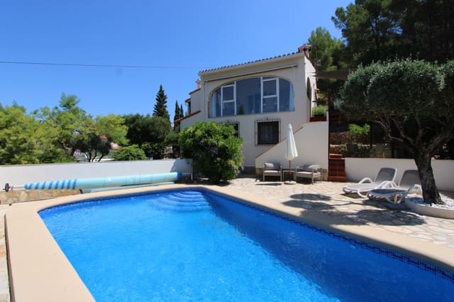 4 bedroom Villa for sale in Orba with pool garage - € 495,000 (Ref: 9111248)