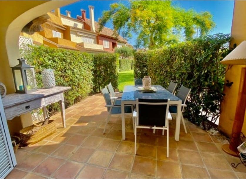 4 soveværelse Rækkehus til salg i Denia med swimmingpool garage - € 469.000 (Ref: 9113484)