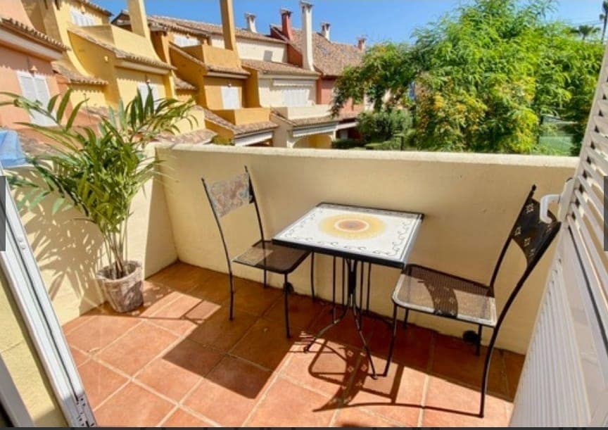 4 soveværelse Rækkehus til salg i Denia med swimmingpool garage - € 469.000 (Ref: 9113484)