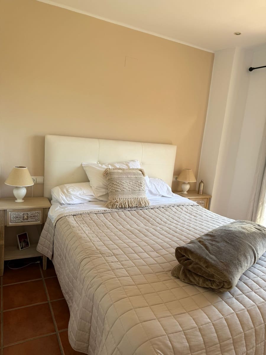 4 soveværelse Rækkehus til salg i Denia med swimmingpool garage - € 469.000 (Ref: 9113484)