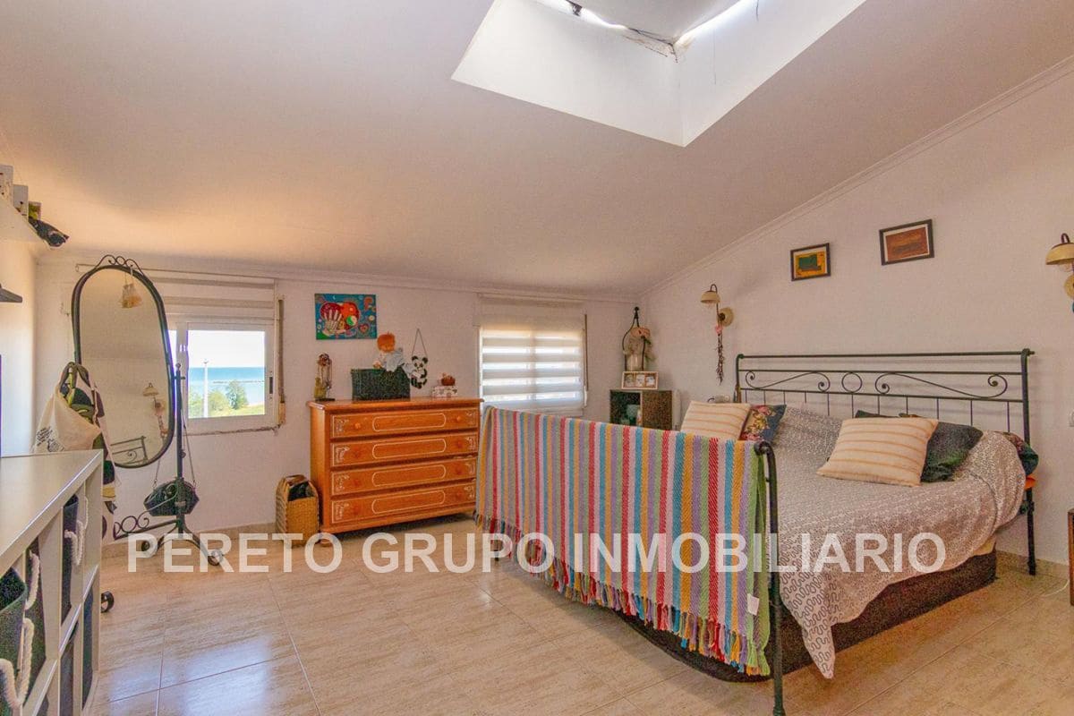 4 quarto Penthouse para venda em Denia - 549 000 € (Ref: 9113486)