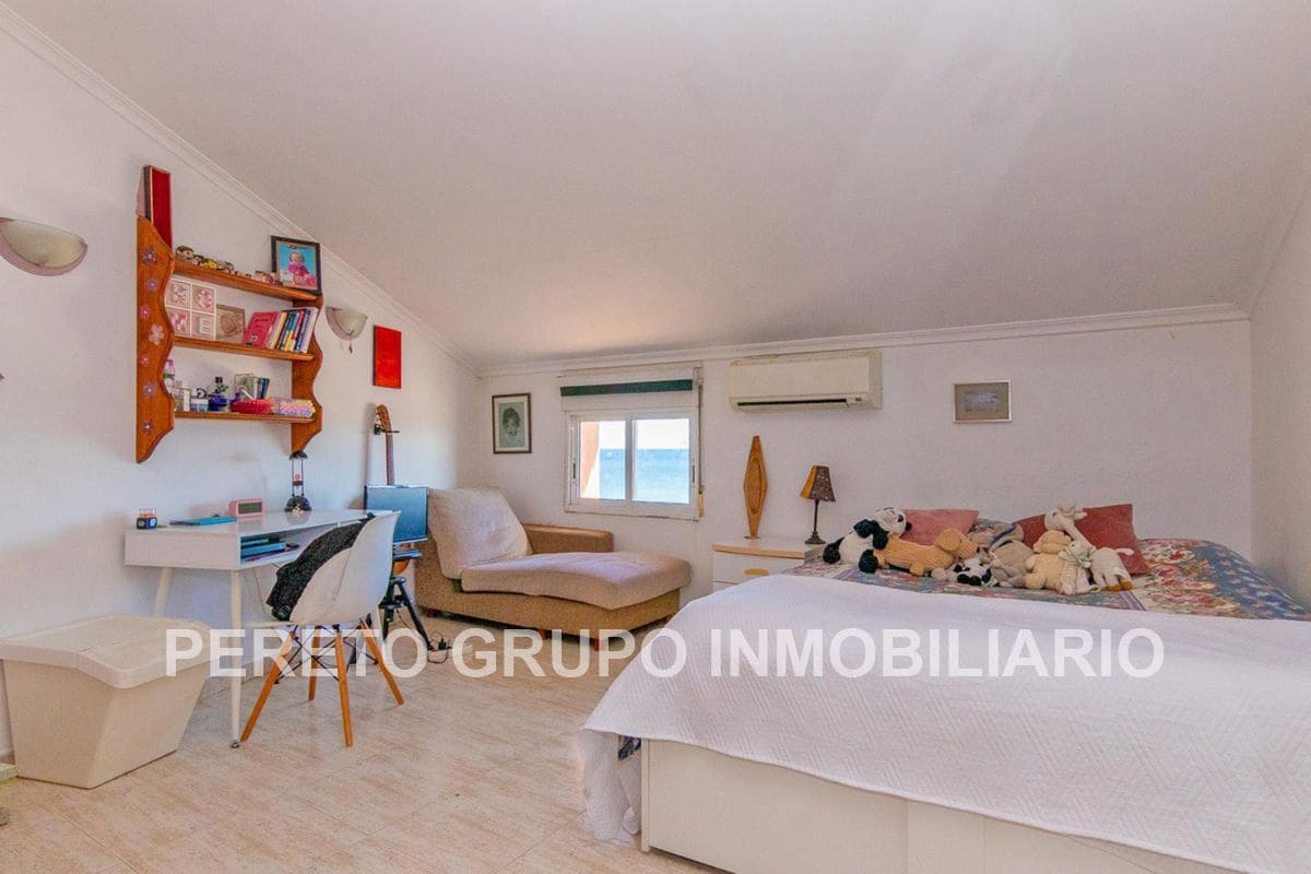 4 quarto Penthouse para venda em Denia - 549 000 € (Ref: 9113486)