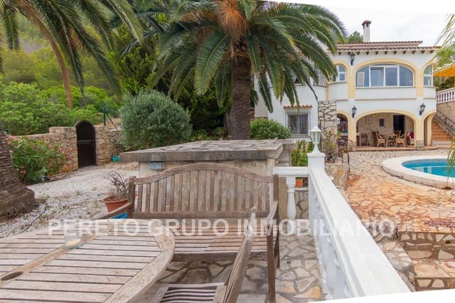 4 quarto Moradia para venda em El Montgó, Dénia com piscina garagem - 595 000 € (Ref: 9113487)