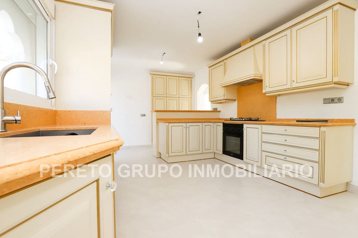 5 soveværelse Villa til salg i Denia med swimmingpool garage - € 1.090.000 (Ref: 9126191)