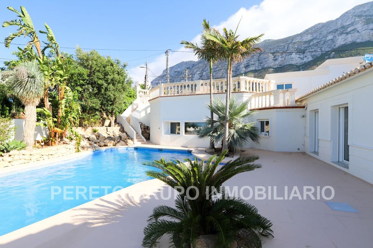 5 soveværelse Villa til salg i Denia med swimmingpool garage - € 1.090.000 (Ref: 9126191)