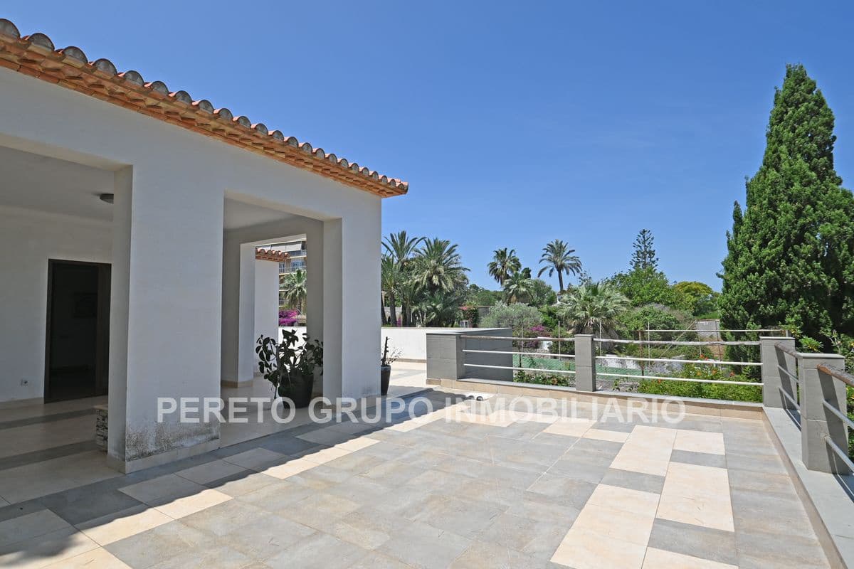 6 makuuhuone Huvila myytävänä paikassa Denia mukana uima-altaan 
autotalli - 1 850 000 € (Ref: 9131018)