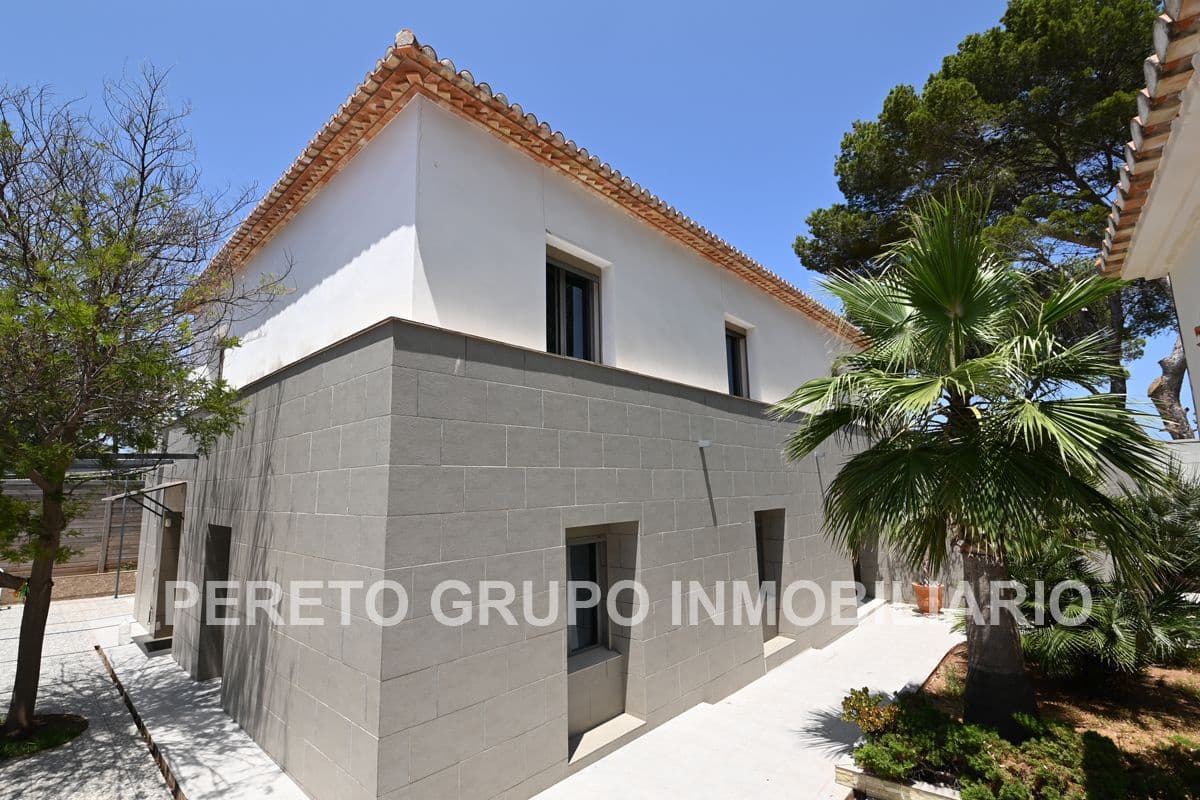 6 makuuhuone Huvila myytävänä paikassa Denia mukana uima-altaan 
autotalli - 1 850 000 € (Ref: 9131018)