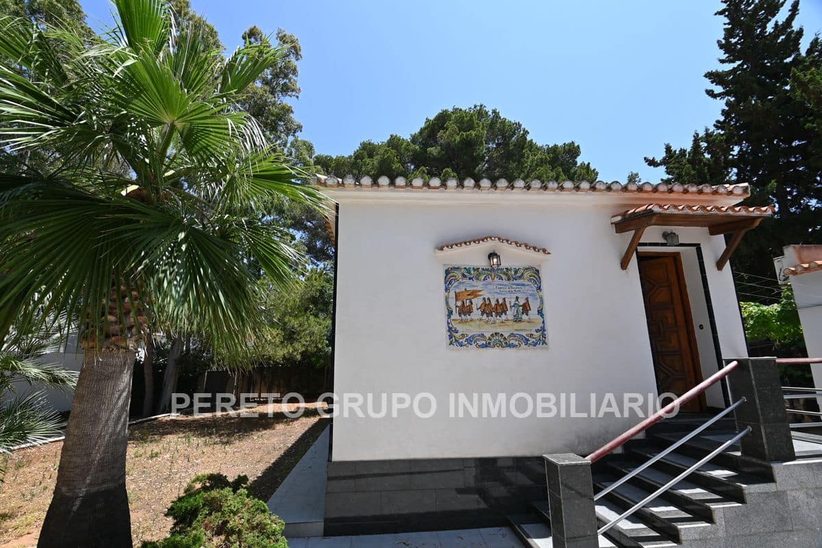 6 makuuhuone Huvila myytävänä paikassa Denia mukana uima-altaan 
autotalli - 1 850 000 € (Ref: 9131018)