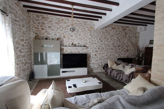 3 soverom Hus til salgs i Orba - € 350 000 (Ref: 9135902)