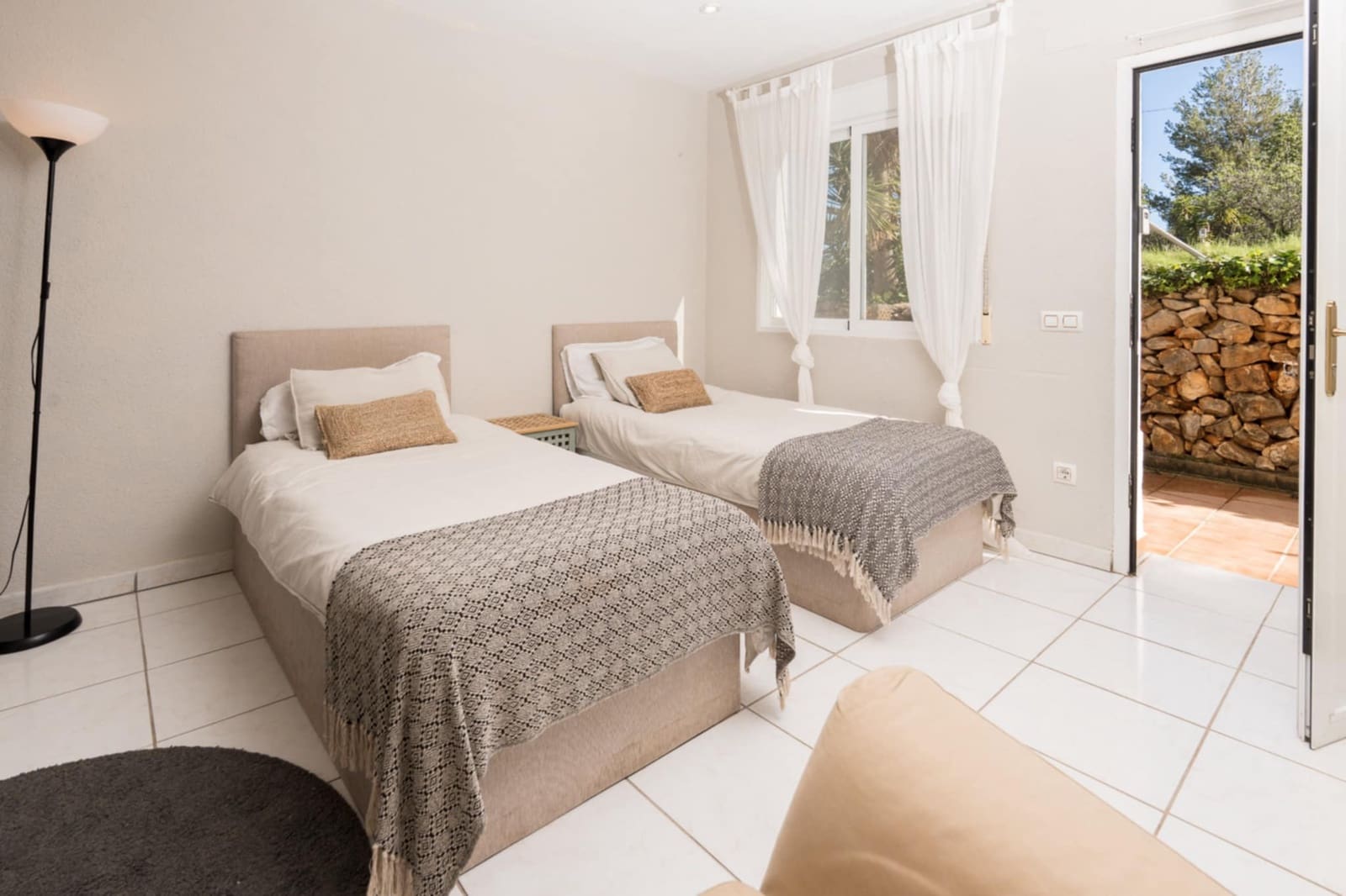 9 Zimmer Villa zu verkaufen in Lliber mit Pool Garage - 995.000 € (Ref: 9144211)