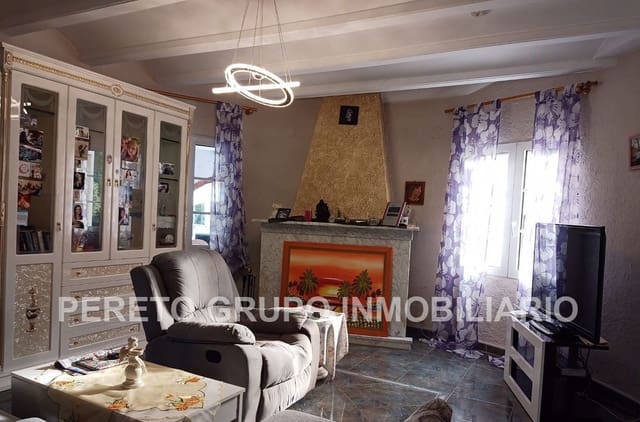 6 makuuhuone Huvila myytävänä paikassa El Montgó, Dénia mukana uima-altaan 
autotalli - 790 000 € (Ref: 9170501)