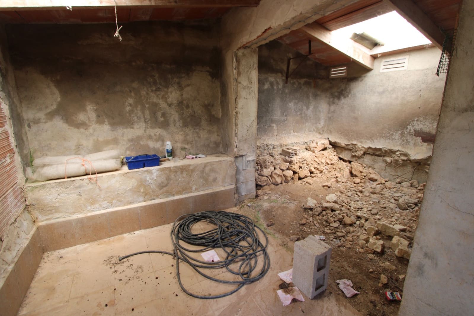 Villa till salu i Rafol de Almunia - 110 000 € (Ref: 9184731)