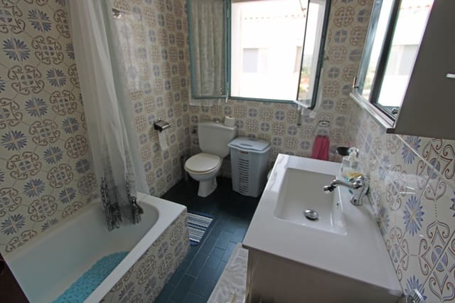 3 chambre Appartement à vendre à Orba - 128 000 € (Ref: 9187426)