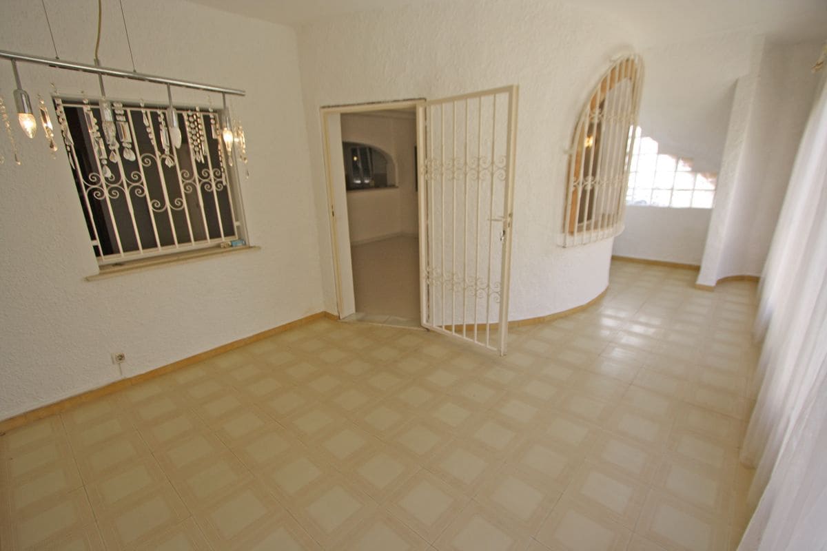 3 slaapkamer Appartement te koop in Denia met garage - € 385.000 (Ref: 9216372)