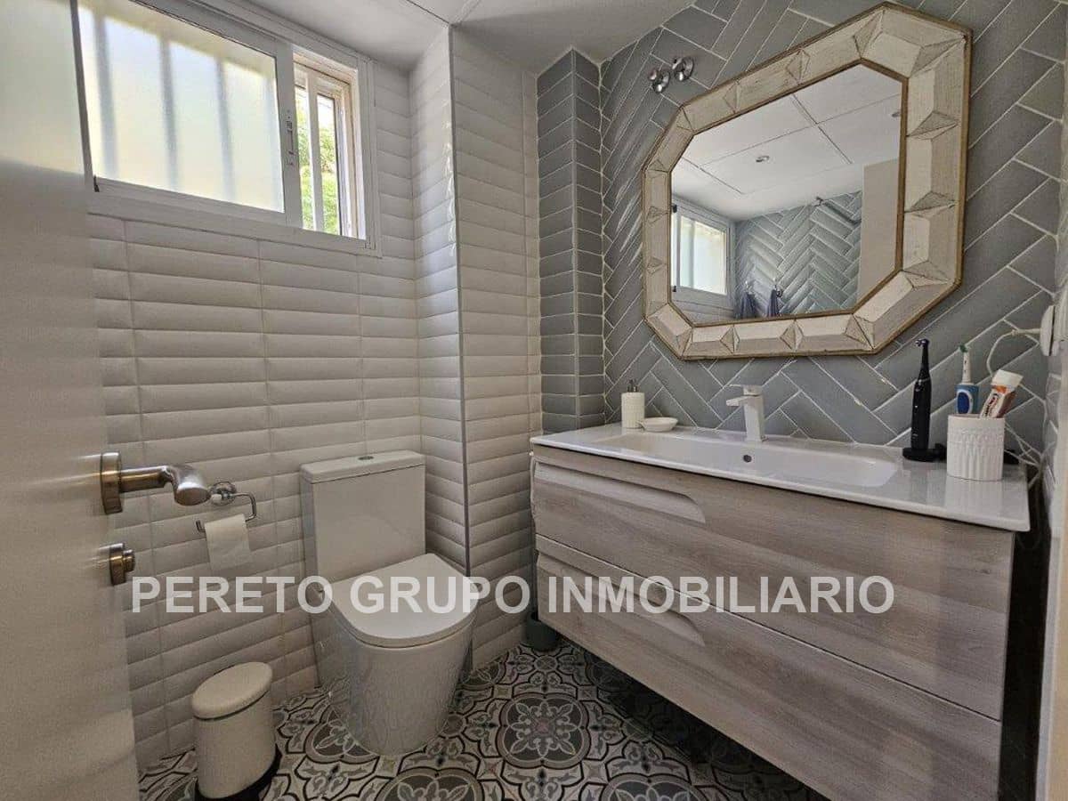 3 bedroom Apartment for sale in Denia with pool garage - € 395,000 (Ref: 9237071)