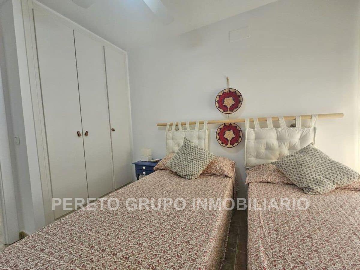 3 bedroom Apartment for sale in Denia with pool garage - € 395,000 (Ref: 9237071)