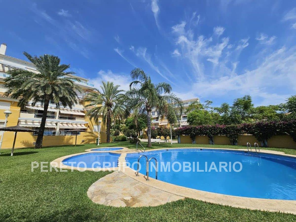 3 bedroom Apartment for sale in Denia with pool garage - € 395,000 (Ref: 9237071)