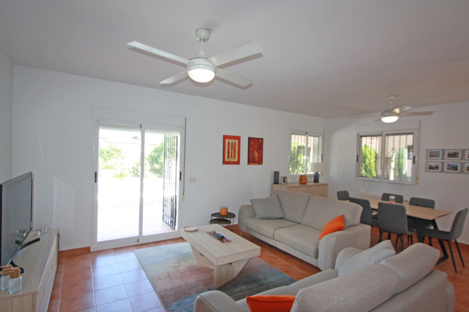 3 sypialnia Willa na sprzedaż w Jalon / Xalo z basenem garażem - 499 000 € (Ref: 9244371)